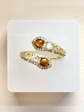 Gold Ring with Amber Stones and Clear Crystals